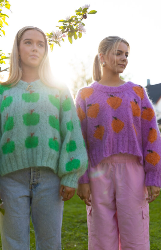 fruity sweater eple strikkeoppskrift genser med frukter fluff mohair