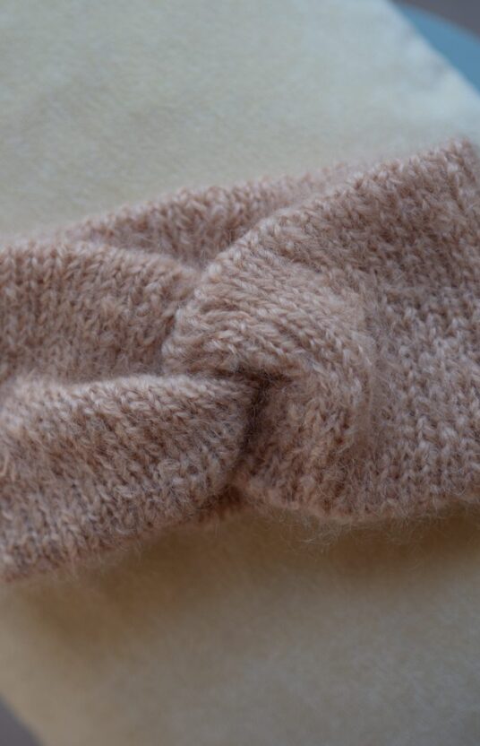 Fluffy, fargerik og moderne strikk