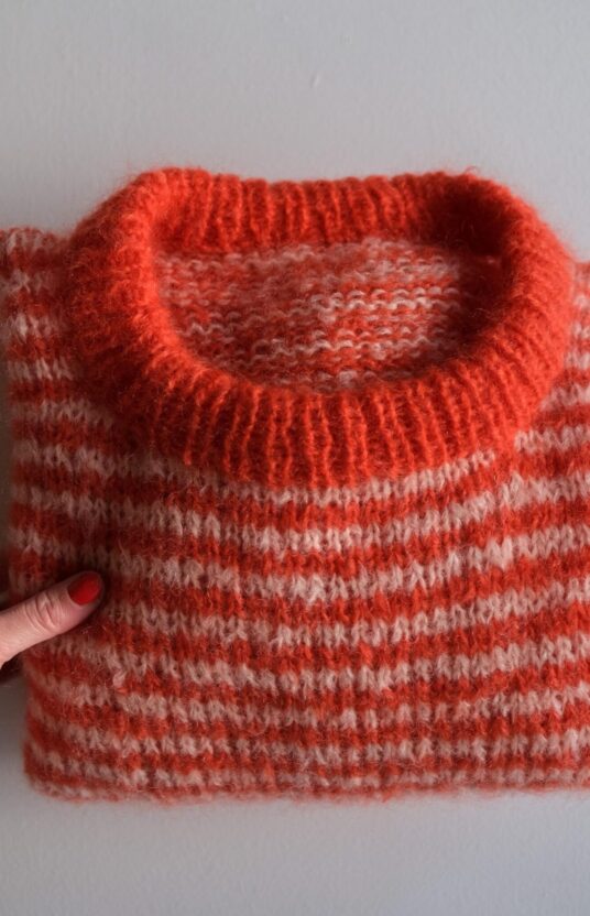 169416-Vanilla-sweater-knitting-pattern-1 - HipKnitShop tykk mohair genser dame strikkeoppskrift