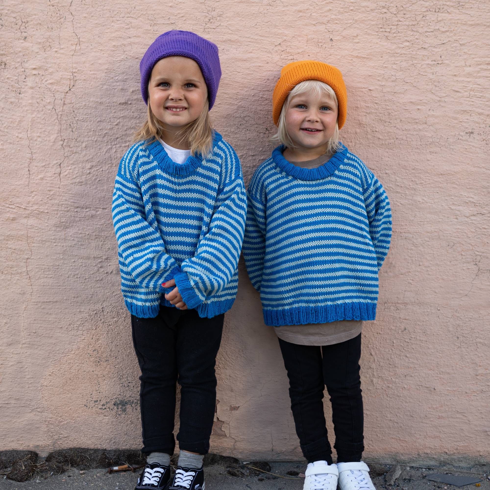 180368-Sunshine Sweater-Cotton-Kit - HipKnitShop bomullsgenser barn strikkeoppskift hipknitshop