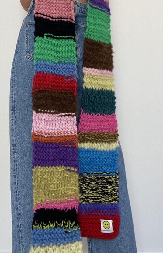 beginner friendly knitting pattern scarf