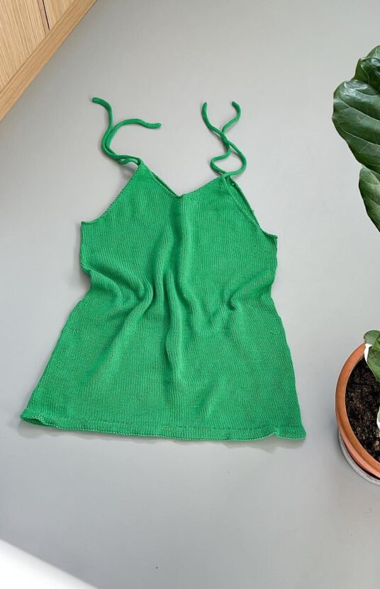 207058-Anne-kjole-strikkeoppskrift - HipKnitShop anne summer dress