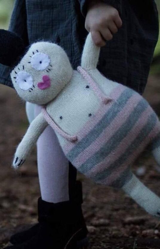Esther kosebamse