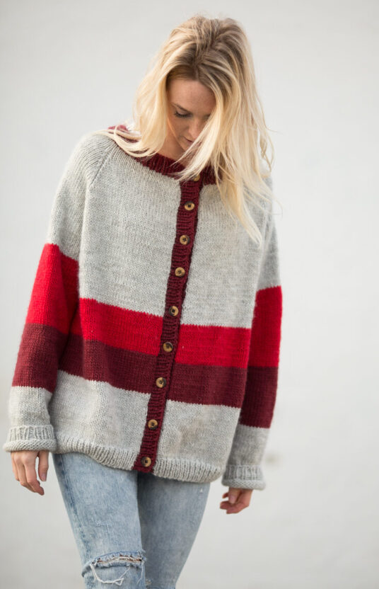 25411-Ella-jakke-strikkeoppskrift - HipKnitShop ella jacket strikkeoppskrift