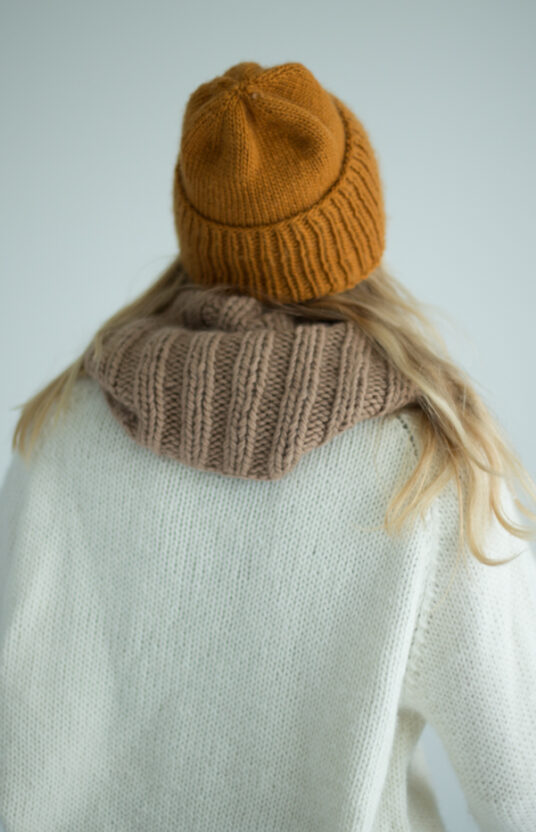 25622-Ruth-scarf-kit-4 - HipKnitShop strikkeoppskrift skjerf dame
