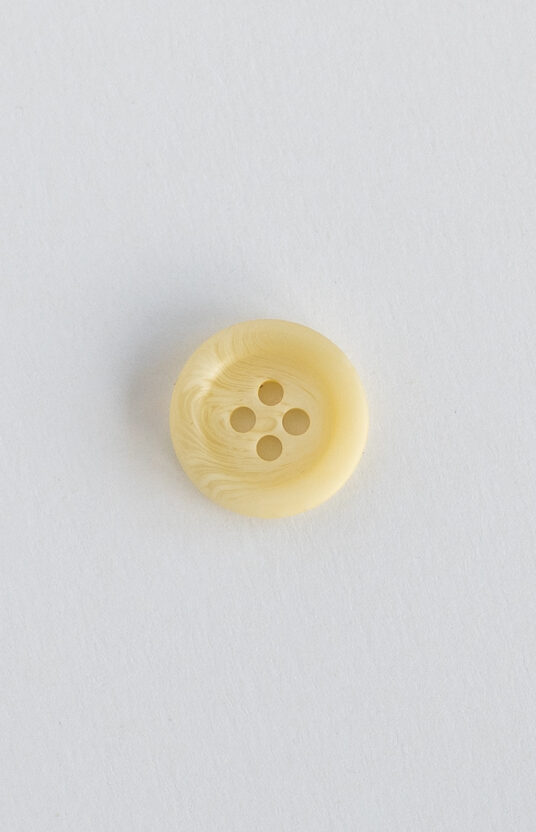 26982-White-button-4-hole - HipKnitShop liten rund knapp nettbutikk