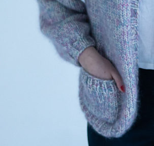 27155-Sugar-Pop-jakke-kit-5 - HipKnitShop cardigan with pockets knitting pattern