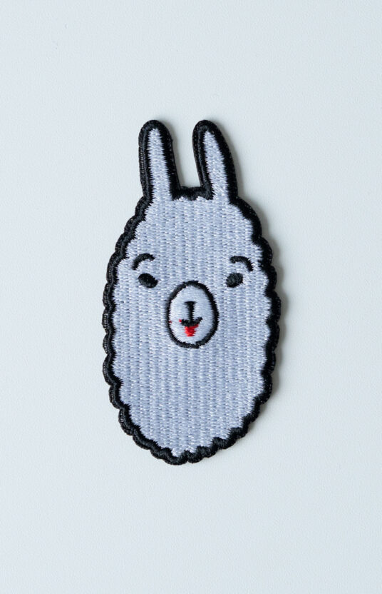 27275-Alpakka-ansikt-strykemerke-1 - HipKnitShop lama embroidery patch