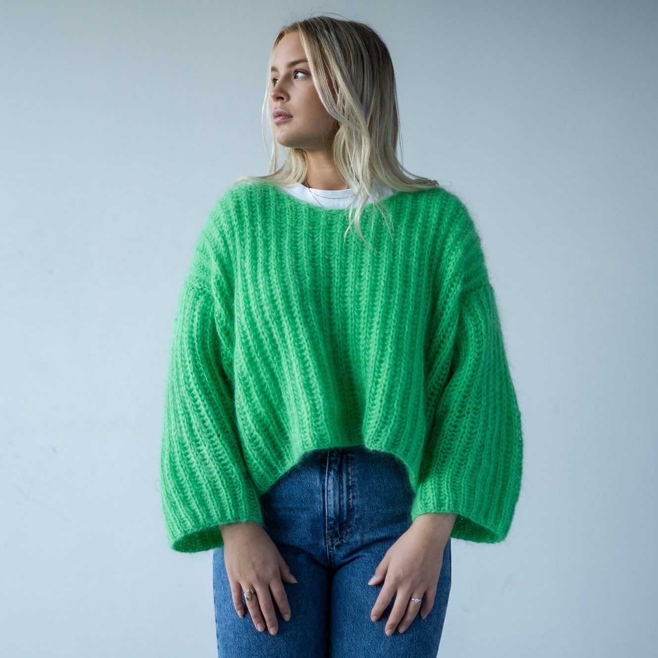 27614-Peppermint-sweater-kit-4 - HipKnitShop patentstrikk genser dame oppskrift