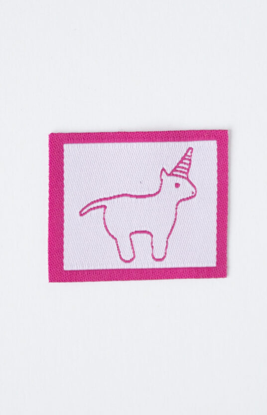 27903-Smiley-patch-gul-20 - HipKnitShop woven label unicorn