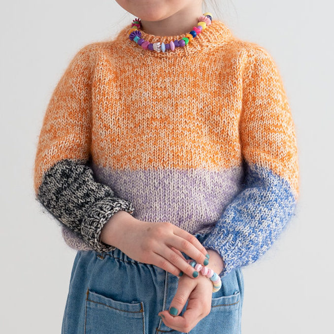 28540-Cool-Moon-sweater-kit - HipKnitShop Barnegenser strikkeoppskrift