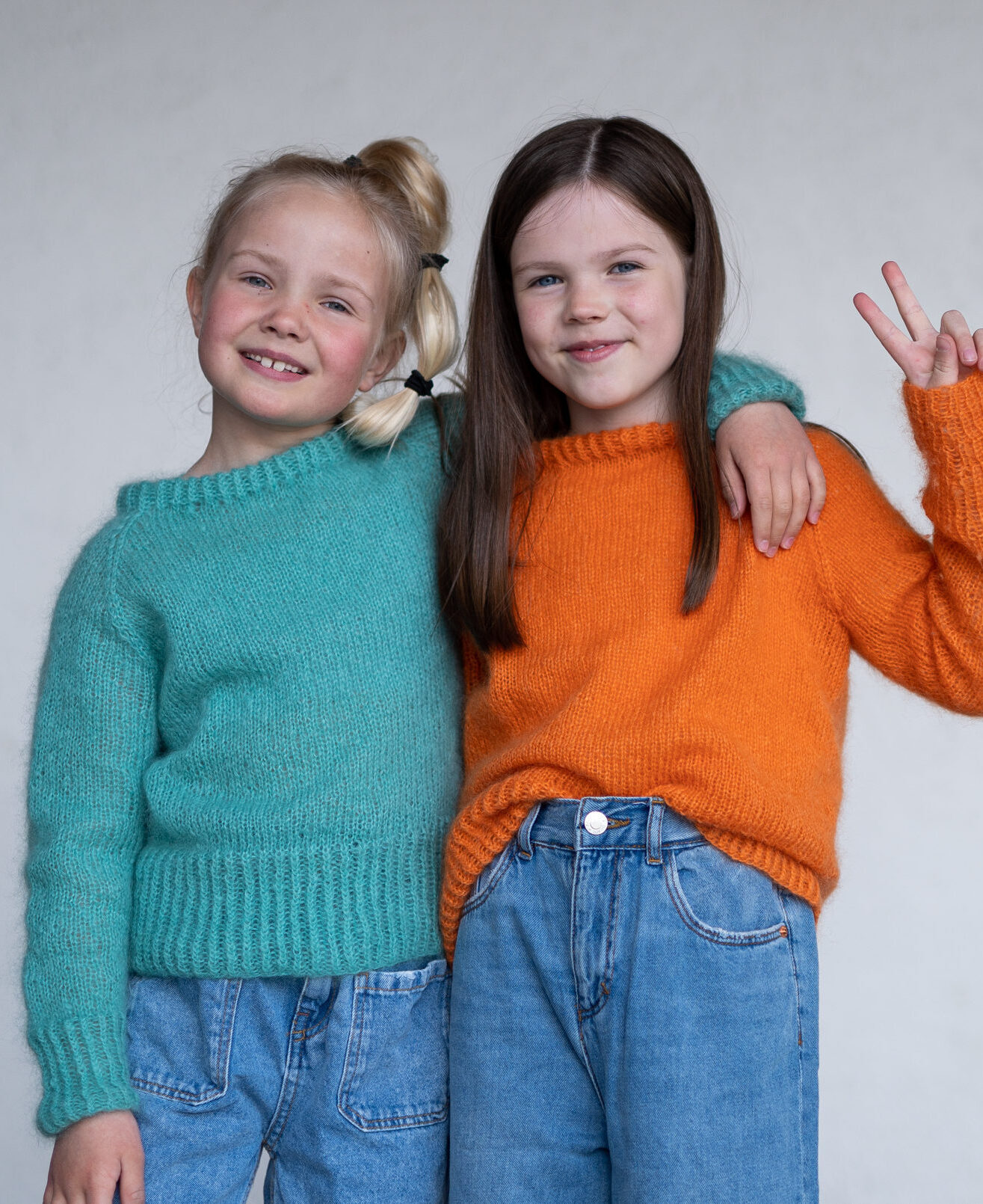 29017-Eben-Sweater-Kids-Kit-3 - HipKnitShop barnestrikk genser
