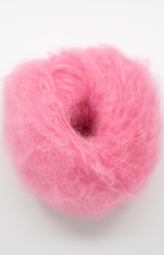 29045-Candy-pop-pink-2 - HipKnitShop tykk mohair rosa nettbutikk