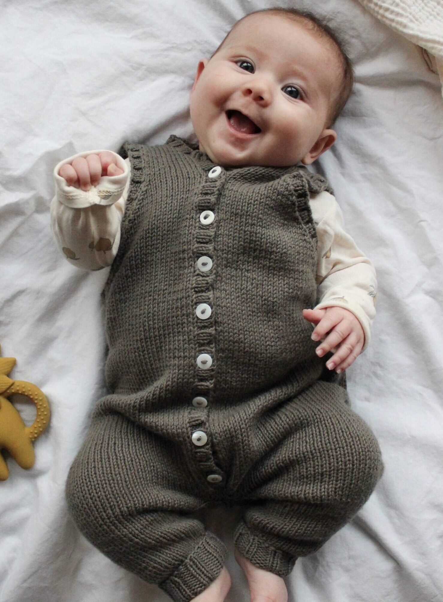 Ollie onesie baby knitting pattern - HipKnitShop Kitting pattern ollie onesia baby knit pattern dress