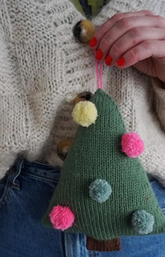 knitted christmastree pattern