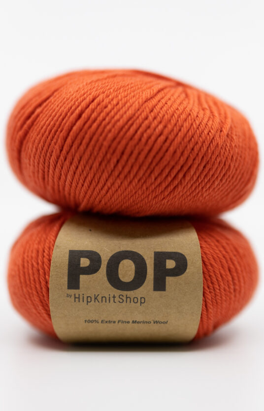 merinogarn rød orange farge. myk merino fargerikt garn