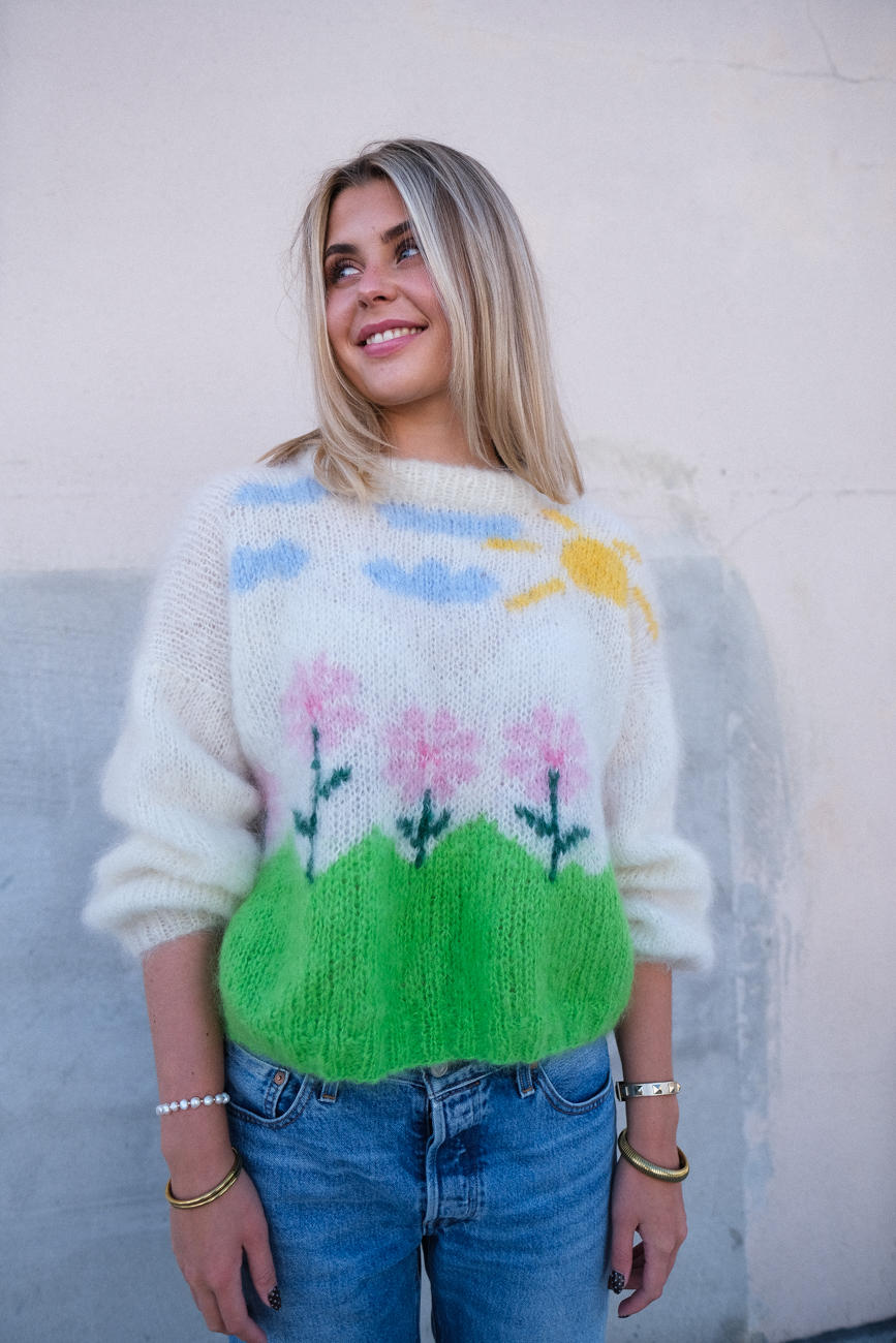 235024 - Once Upon a Time Sweater Knitting Pattern - HipKnitShop Strikkeoppskrifter dame HipKnitShop-18
