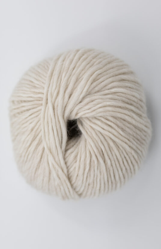 lys beige melert farget garn tykt garn nettbutikk Hip Wool mulesingfri dyrevennlig garn