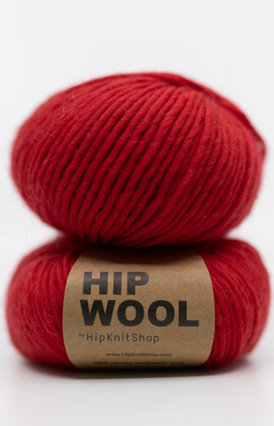 garn strikk rød for strikk på tykke pinner. ren ull kløfri ull knall rød hip wool