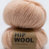 lys fersken garn i ull. Fargerikt garn nettbutikk og strikk garn i mange farger. Inspirasjon strikk garn Hip wool