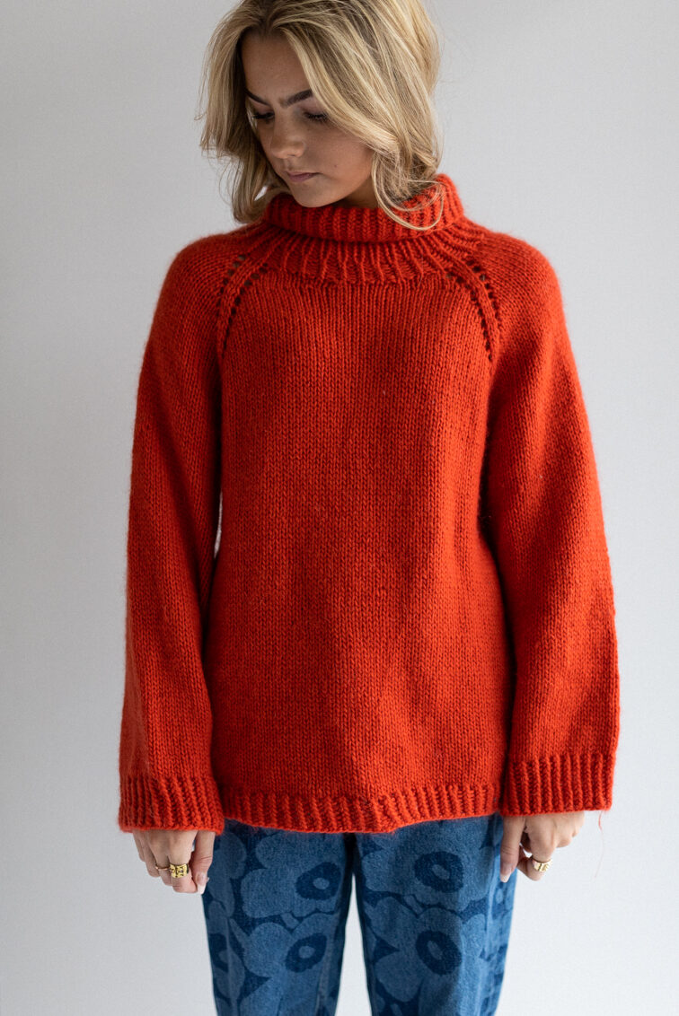 Women's Summer Rain Sweater - HipKnitShop strikkegenser høy hals raglan strikkeoppskrift enkel genser varm kosegenser Hip Wool