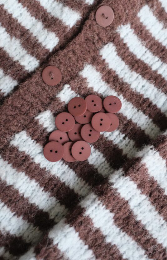 Burgundy buttons, deep burgundy buttons, burgundy plastic buttons, buttons for knitted jacket, cardigan buttons, knitting buttons, two hole buttons, buttons for sweater, rich wine-red buttons, cute knitwear buttons.
